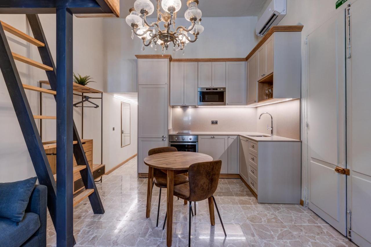 Piju Lux Apartments Sliema Exteriör bild
